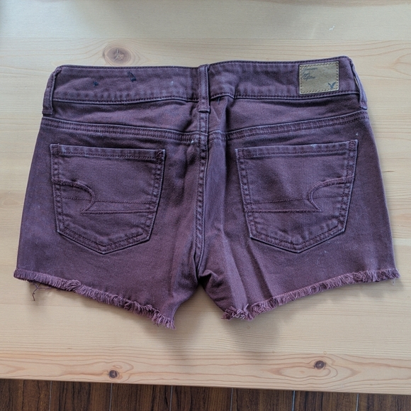 High Waist Distressed Burgundy Jean Short - size 2 - Picture 3 of 7